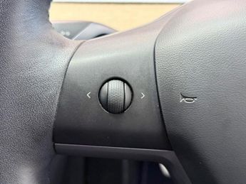 TESLA Model 3 (Dual Motor) Performance Saloon 4dr Electric Auto 4WDE (Performa