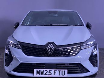 RENAULT CLIO 1.6 E-TECH techno Hatchback 5dr Petrol Hybrid Auto Euro 6 (s/s) 