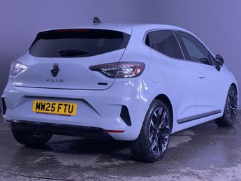 RENAULT CLIO 1.6 E-TECH techno Hatchback 5dr Petrol Hybrid Auto Euro 6 (s/s) 
