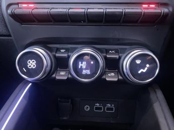 RENAULT CLIO 1.6 E-TECH esprit Alpine Hatchback 5dr Petrol Hybrid Auto Euro 6