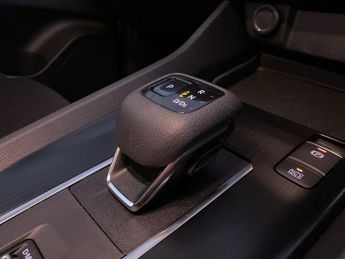 NISSAN QASHQAI 1.3 DIG-T MHEV Acenta Premium SUV 5dr Petrol Hybrid XTRON Euro 6