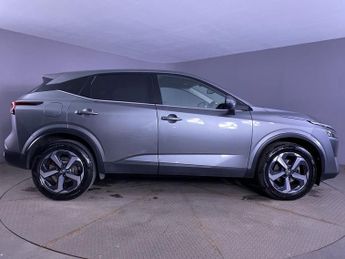 NISSAN QASHQAI 1.3 DIG-T MHEV N-Connecta SUV 5dr Petrol Hybrid XTRON Euro 6 (s/