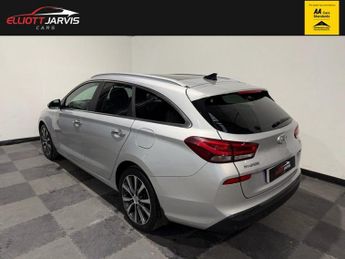 HYUNDAI I30 1.6 CRDi Premium SE Tourer 5dr Diesel DCT Euro 6 (s/s) (136 ps)