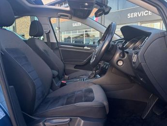 VOLKSWAGEN GOLF 2.0 TDI BlueMotion Tech GT Edition Hatchback 5dr Diesel DSG Euro