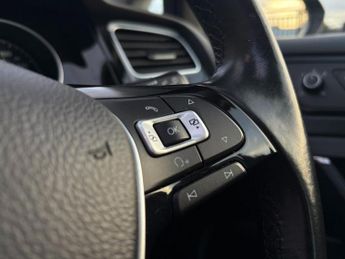 VOLKSWAGEN GOLF 2.0 TDI BlueMotion Tech GT Edition Hatchback 5dr Diesel DSG Euro