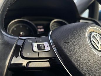 VOLKSWAGEN GOLF 2.0 TDI BlueMotion Tech GT Edition Hatchback 5dr Diesel DSG Euro