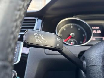 VOLKSWAGEN GOLF 2.0 TDI BlueMotion Tech GT Edition Hatchback 5dr Diesel DSG Euro