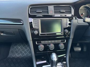 VOLKSWAGEN GOLF 2.0 TDI BlueMotion Tech GT Edition Hatchback 5dr Diesel DSG Euro