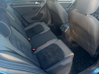 VOLKSWAGEN GOLF 2.0 TDI BlueMotion Tech GT Edition Hatchback 5dr Diesel DSG Euro