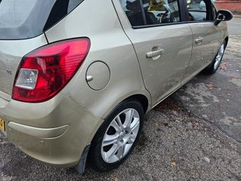 VAUXHALL CORSA 1.4i 16v Design Hatchback 5dr Petrol Automatic (a/c) (158 g/km, 