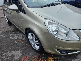 VAUXHALL CORSA 1.4i 16v Design Hatchback 5dr Petrol Automatic (a/c) (158 g/km, 