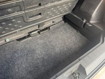 NISSAN NOTE 1.6 16V n-tec Hatchback 5dr Petrol Auto Euro 5 (110 ps)