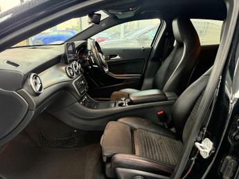 MERCEDES-BENZ GLA 2.1 GLA220d AMG Line (Executive) SUV 5dr Diesel 7G-DCT 4MATIC Eu