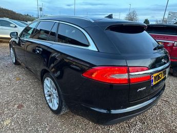 JAGUAR XF 2.2d Luxury Sportbrake 5dr Diesel Auto Euro 5 (s/s) (200 ps)