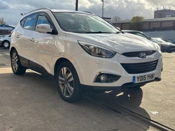 Hyundai IX35 2.0 CRDi Premium SUV 5 Door Diesel Manual White 4WD 