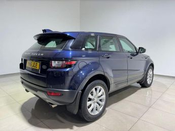 LAND ROVER RANGE ROVER EVOQUE 2.0 TD4 SE Tech SUV 5dr Diesel Auto 4WD Euro 6 (s/s) (180 ps)