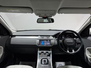 LAND ROVER RANGE ROVER EVOQUE 2.0 TD4 SE Tech SUV 5dr Diesel Auto 4WD Euro 6 (s/s) (180 ps)