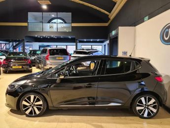 RENAULT CLIO 1.5 dCi Dynamique S MediaNav Hatchback 5dr Diesel EDC Euro 5 (90