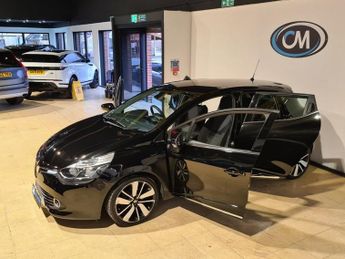 RENAULT CLIO 1.5 dCi Dynamique S MediaNav Hatchback 5dr Diesel EDC Euro 5 (90