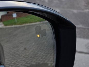 LAND ROVER RANGE ROVER 4.4 SD V8 Autobiography SUV 5dr Diesel Auto 4WD Euro 6 (s/s) (33