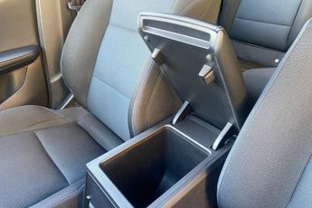 MG MG 4 64kWh SE Long Range Hatchback 5dr Electric Auto (203 ps) Rear Pa