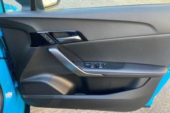 MG MG 4 64kWh SE Long Range Hatchback 5dr Electric Auto (203 ps) Rear Pa