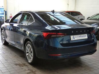 SKODA OCTAVIA 1.4 TSI iV 13kWh SE L Hatchback 5dr Petrol Plug-in Hybrid DSG Eu