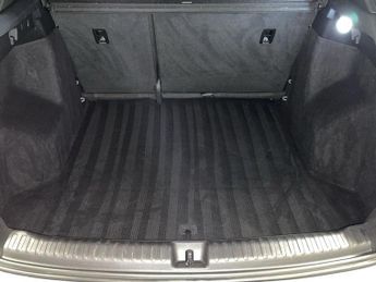 AUDI Q4 E-TRON 40 S line SUV 5dr Electric Auto 82kWh (204 ps)