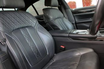 BMW 7 SERIES 3.0 730d M Sport Saloon 4dr Diesel Auto Euro 6 (s/s) (265 ps)