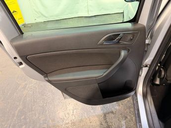 SKODA YETI 1.2 TSI SE Drive Outdoor 5dr Petrol DSG Euro 6 (s/s) (110 ps) Sa