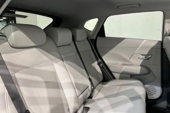 HYUNDAI KONA 65.4kWh Ultimate SUV 5dr Electric Auto (218 ps) Parking System, 