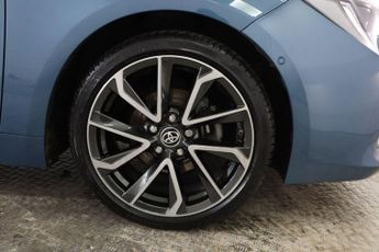 TOYOTA COROLLA 1.8 VVT-h Excel CVT Euro 6 (s/s) 5dr