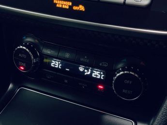 MERCEDES-BENZ A-CLASS 1.5 A180d Sport (Executive) Hatchback 5dr Diesel Manual Euro 6 (