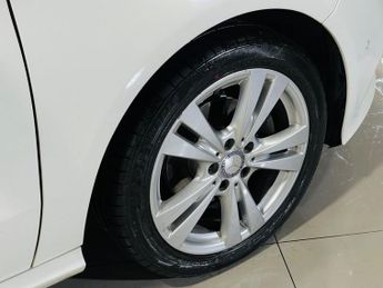 MERCEDES-BENZ A-CLASS 1.5 A180d Sport (Executive) Hatchback 5dr Diesel Manual Euro 6 (