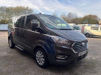 FORD TOURNEO CUSTOM 2.0 320 EcoBlue Titanium Minibus Double Cab 5dr Diesel Auto L2 E