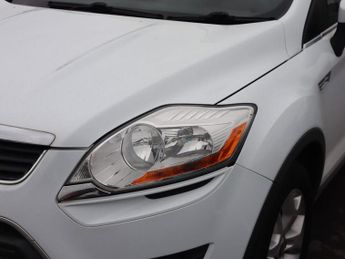 FORD KUGA 2.0 TDCi Zetec SUV 5dr Diesel Manual 2WD Euro 4 (136 ps)