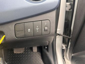 HYUNDAI I10 1.2 SE Hatchback 5dr Petrol AUTOMATIC  Euro 5 (87 ps)