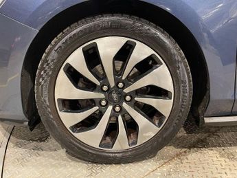 FORD FOCUS 1.0T EcoBoost Zetec Hatchback 5dr Petrol Auto Euro 6 (s/s) (125 