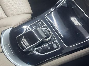 MERCEDES-BENZ GLC 2.1 GLC220d Sport (Premium) SUV 5dr Diesel G-Tronic 4MATIC Euro 