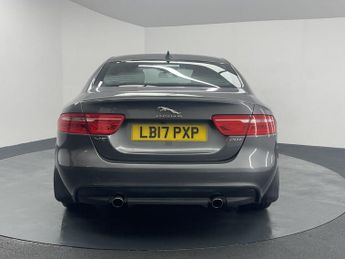 JAGUAR XE 2.0i R-Sport Saloon 4dr Petrol Auto Euro 6 (s/s) (200 ps)