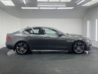 JAGUAR XE 2.0i R-Sport Saloon 4dr Petrol Auto Euro 6 (s/s) (200 ps)
