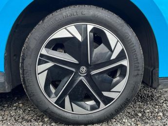 MG Mg4 64kWh SE Long Range Hatchback 5dr Electric Auto (203 ps)