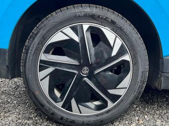 MG Mg4 64kWh SE Long Range Hatchback 5dr Electric Auto (203 ps)