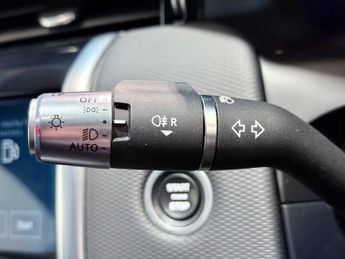 LAND ROVER DISCOVERY SPORT 1.5 P300e 12.2kWh R-Dynamic SE SUV 5dr Petrol Plug-in Hybrid Aut