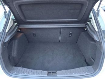 FORD FOCUS AUTOMATIC 1.0T EcoBoost Titanium Hatchback 5dr Petrol Auto Euro 