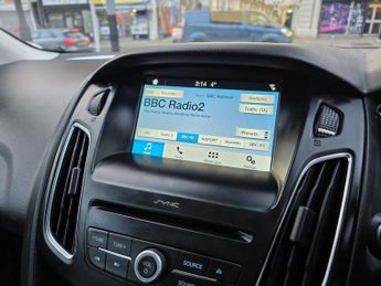 FORD FOCUS AUTOMATIC 1.0T EcoBoost Titanium Hatchback 5dr Petrol Auto Euro 