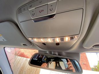 MERCEDES-BENZ GLC 2.1 GLC250d Sport SUV 5dr Diesel G-Tronic 4MATIC Euro 6 (s/s) (2