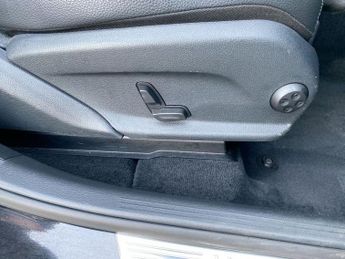 MERCEDES-BENZ GLC 2.1 GLC250d Sport SUV 5dr Diesel G-Tronic 4MATIC Euro 6 (s/s) (2