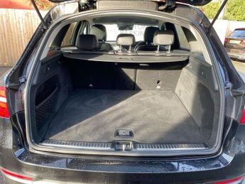 MERCEDES-BENZ GLC 2.1 GLC250d Sport SUV 5dr Diesel G-Tronic 4MATIC Euro 6 (s/s) (2