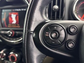 MINI COUNTRYMAN 1.5 7.6kWh GPF Cooper SE SUV 5dr Petrol Plug-in Hybrid Auto ALL4